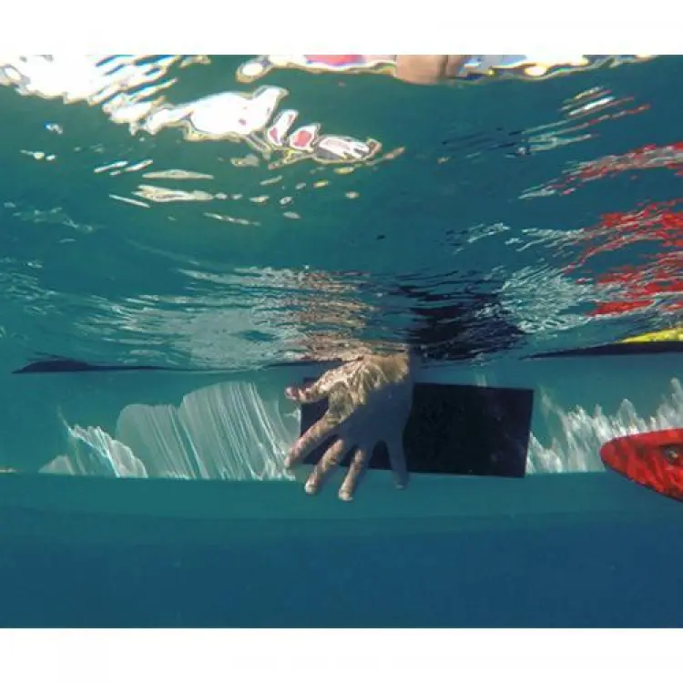 192dc9e29afbf389e623ab70c4fd43e9.jpg_750x750.jpg_.webp - FLEX TAPE ULTRA-STRONG WATERPROOF ADHESIVE TAPE | Waterproof Seal Repair & Sealant | Stop The Leak